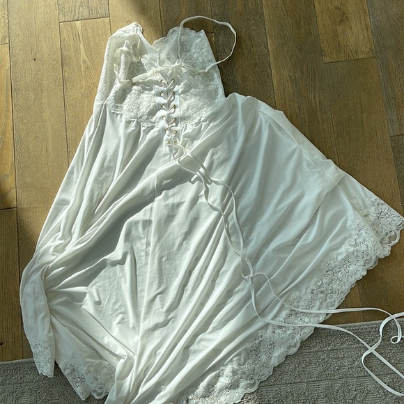 WE ARE HAH MIDI DRESS - Picture 3 of 4